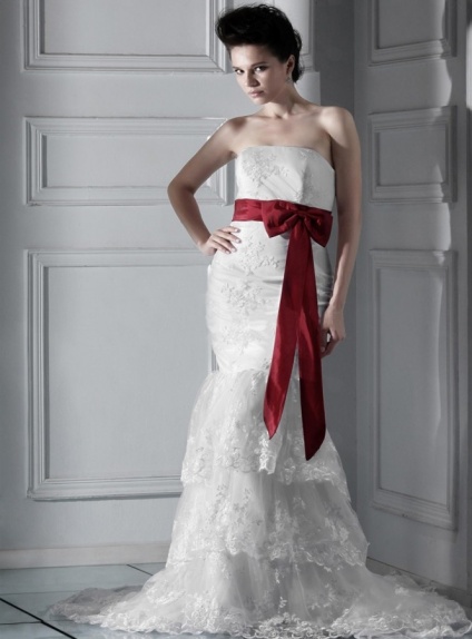 KSENIYA - Empire waist Strapless Chapel train Tulle Wedding dress