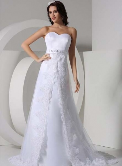 SARA - A-line Empire waist Chapel train Tulle Sweetheart Wedding dress