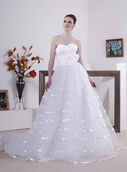 BEYONCE - A-line Sweetheart Chapel train Satin Organza Wedding dress