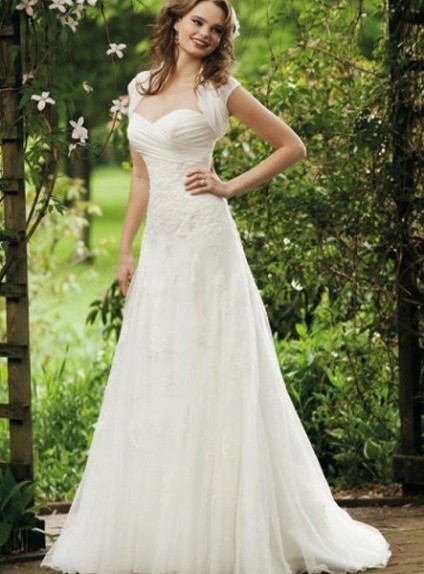 KATHERINE - A-line Sweetheart Chapel train Organza Wedding Dress