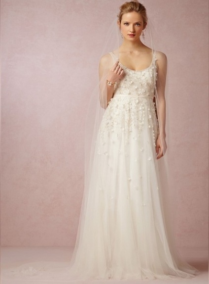 ANNA - A-line Spaghetti straps Chapel train Tulle Low round/Scooped neck Wedding dress