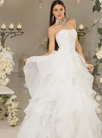 A-line Strapless Floor length Organza Wedding dress