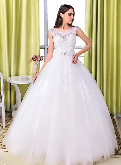 A-line Ball gown Floor length Lace Tulle Low round/Scooped neck Wedding dress