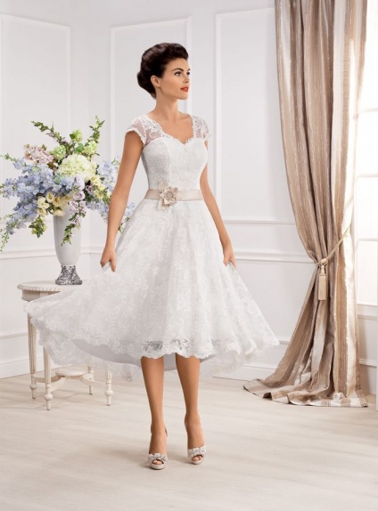 A-line Short Knee length Lace Sweetheart Wedding dress