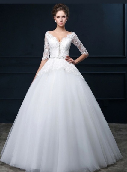 A-line V-neck Ball gown Floor length Tulle Lace Wedding dress
