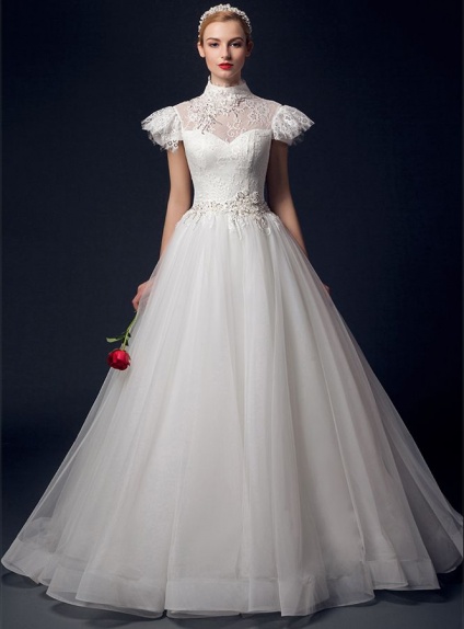 A-line Sweetheart Chapel train Tulle Lace High round/Slash neck Wedding dress