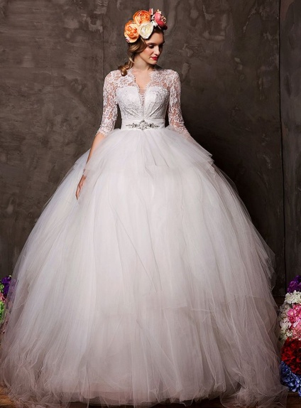 A-line Ball gown V-neck Floor length Tulle Lace Wedding dress