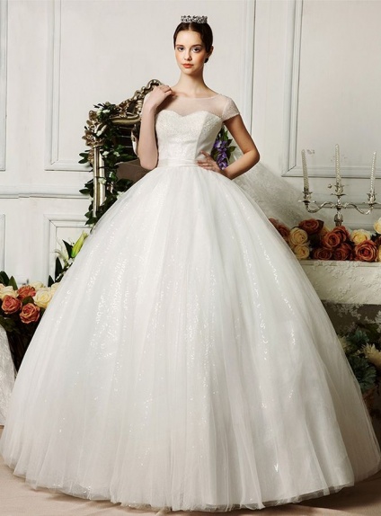 A-line Ball gown Floor length Tulle Lace Low round/Scooped neck Wedding dress