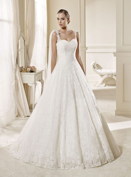A-line Sweetheart Watteau train Lace Wedding dress