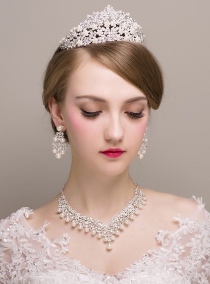 Alloy Wedding jewelry Including Necklace Earrings And Tiara