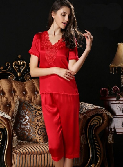 100% mulberry silk Red Noble V-neck Silk shirt and Pants