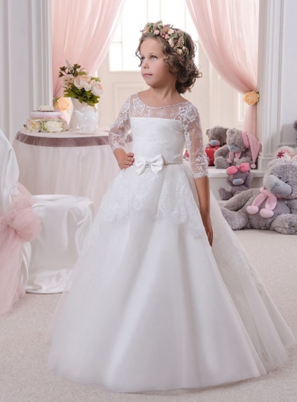 Flower girl A-line Chapel train Tulle Lace Low round/Scooped neck Wedding party dress
