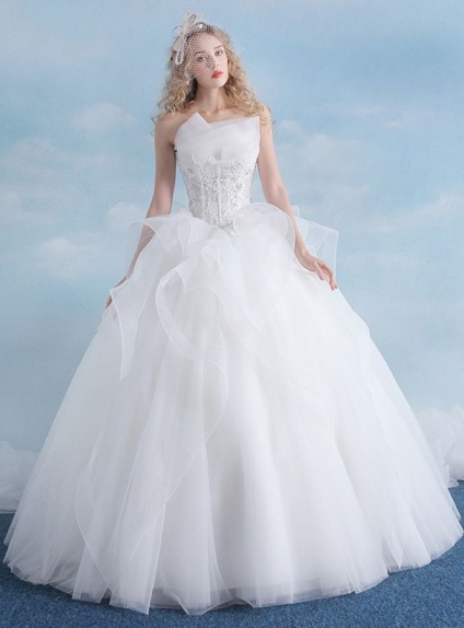 A-line Ball gown Floor length Tulle Lace Strapless Wedding dress
