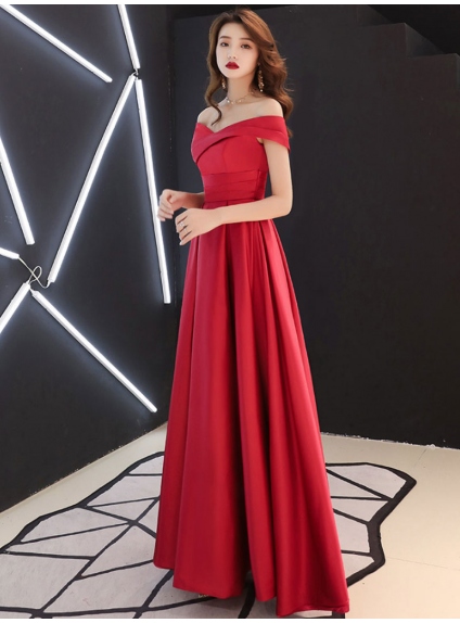 Red elegant long dress