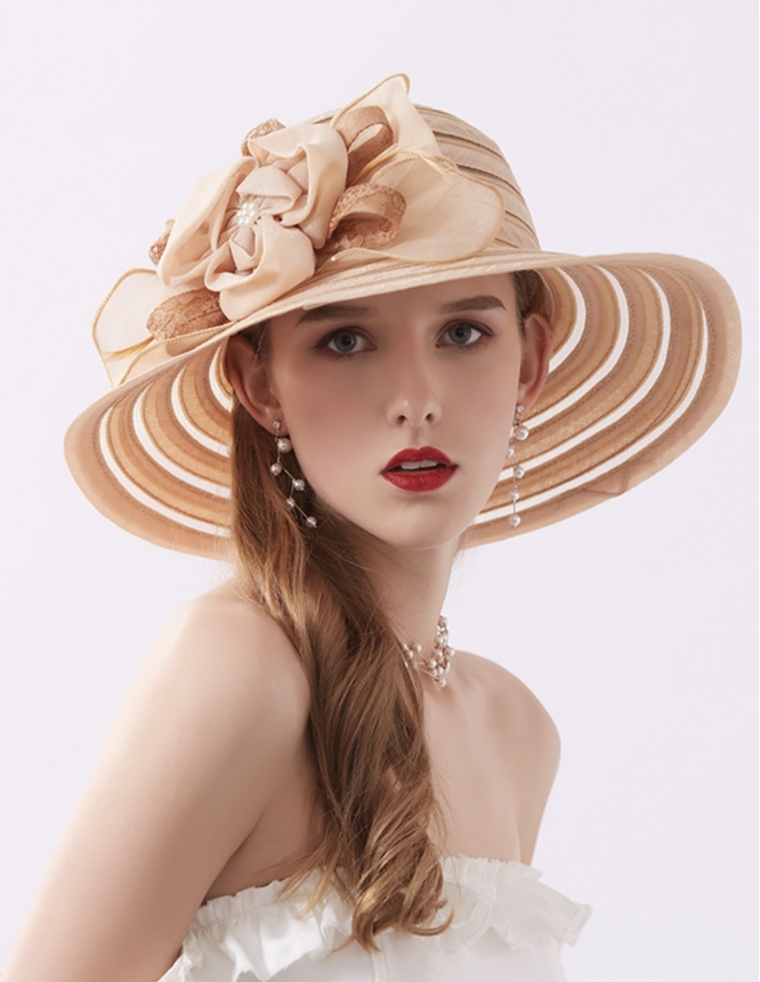 Pălărie elegantă de femeie