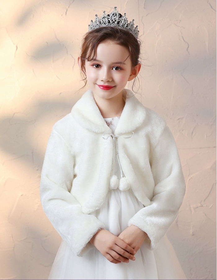 Pelliccia ecologica bianco seta invernale per bambina