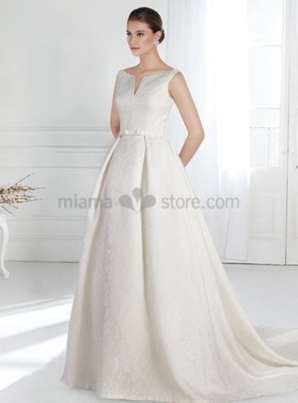 MADISON - A-line Cathedral train Lace Low round/Scooped neck Wedding dress